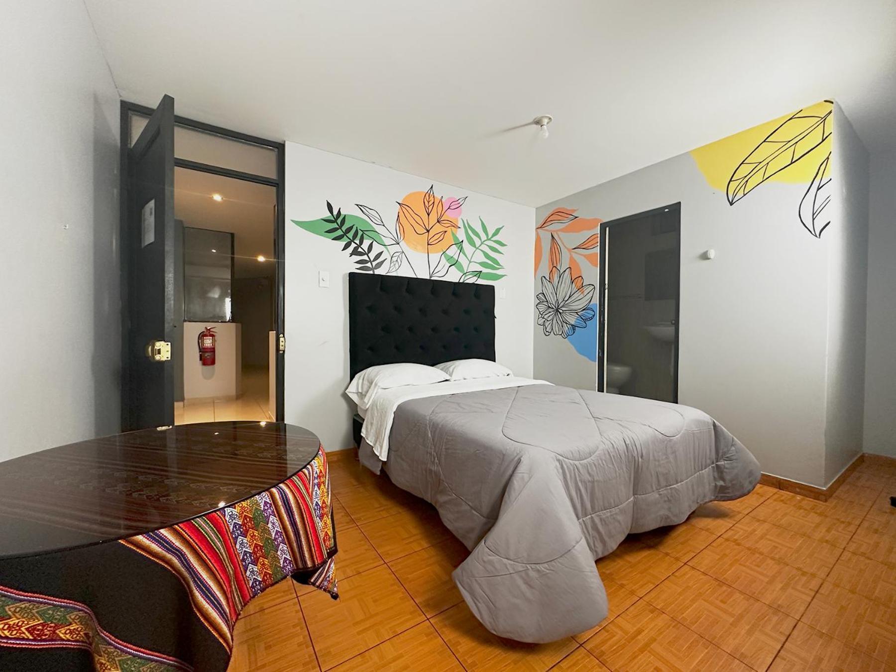 Llama Llama - Mystic Hostel Lima Ngoại thất bức ảnh