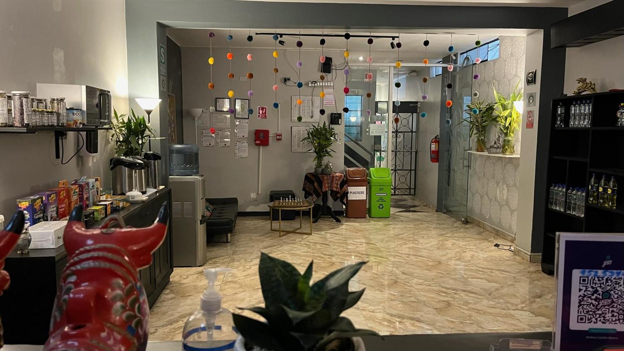 Llama Llama - Mystic Hostel Lima Ngoại thất bức ảnh